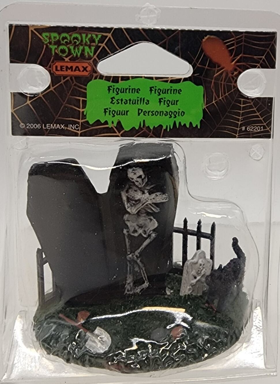 Lemax Spooky Town 2006 Figurine - Spooky Graveyard #62201